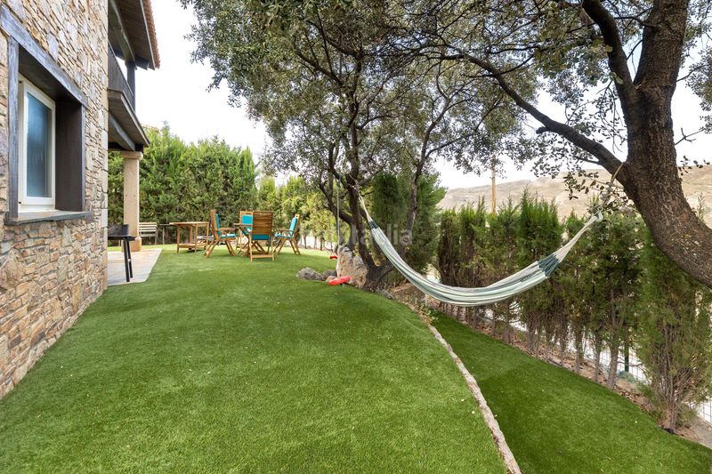 Foto 537bbf0b-990d-41a3-98c2-89ca6e01475d. Xalet a Dúdar