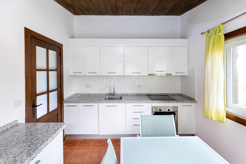 Foto 98eaf8ed-29f4-46d0-a59d-b539a23dddaf. Xalet a Dúdar