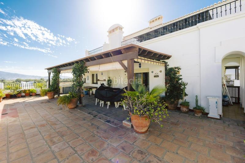 Foto fba88735-5770-4545-8f34-b2814e12bf96. Attique avec parking piscine dans Salobreña costa Salobreña