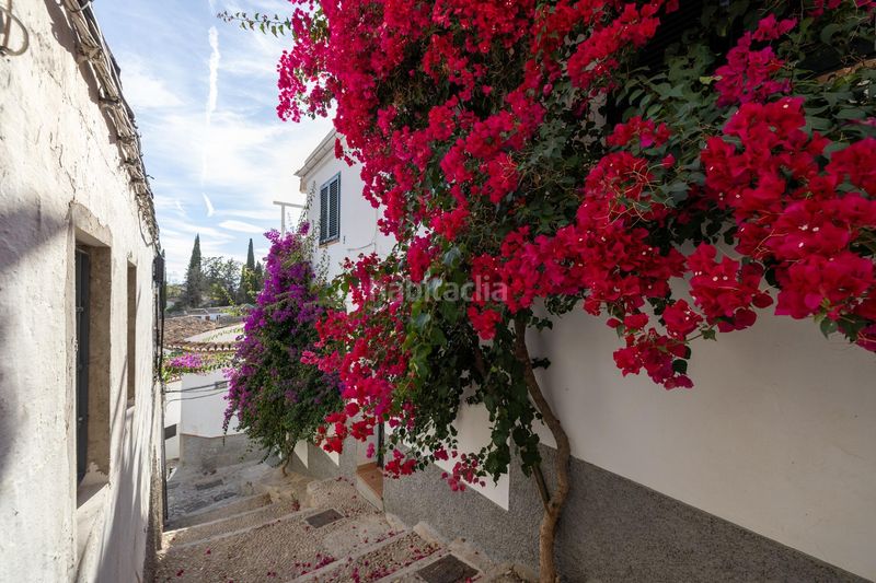 Foto c1086ea3-f2f9-4680-80bd-d0d3e91f9189. Casa adosada casa en venta en el maravilloso albaicin en Granada