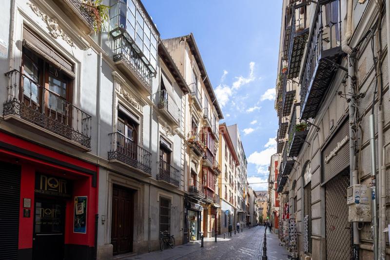 Foto 9f51dc44-ebdd-4012-b74d-3c51002153bf. Appartement dans Centro - Sagrario Granada