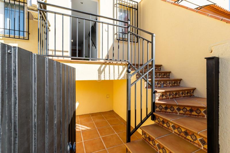 Foto 71e9acf9-6a34-4a6a-b3aa-8cac2a1ff78d. Reihenhaus in calle almeria 17 in Cijuela