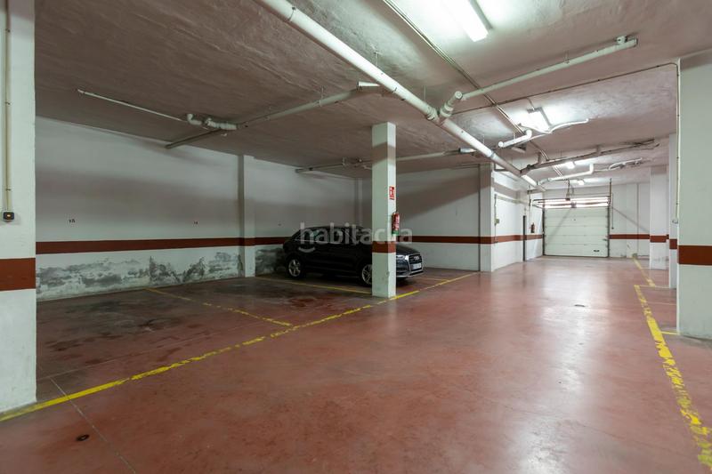 Foto bc5902bc-8744-4631-ae49-31de7d7cc9ac. Piso  en Centro Salobreña