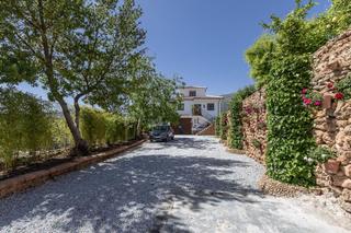 Chalet in Játar. Gr3874  jatar  cortijo con terreno y vistas a la montaña