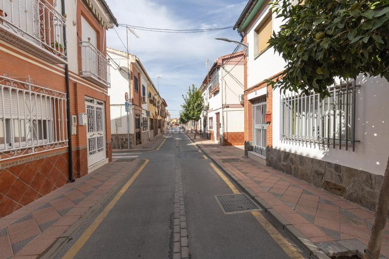 Foto 4c6deca8-6ec9-46eb-95cc-b8c90960eec9. Casa bifamiliare in calle de goya 6 in Poniente Armilla