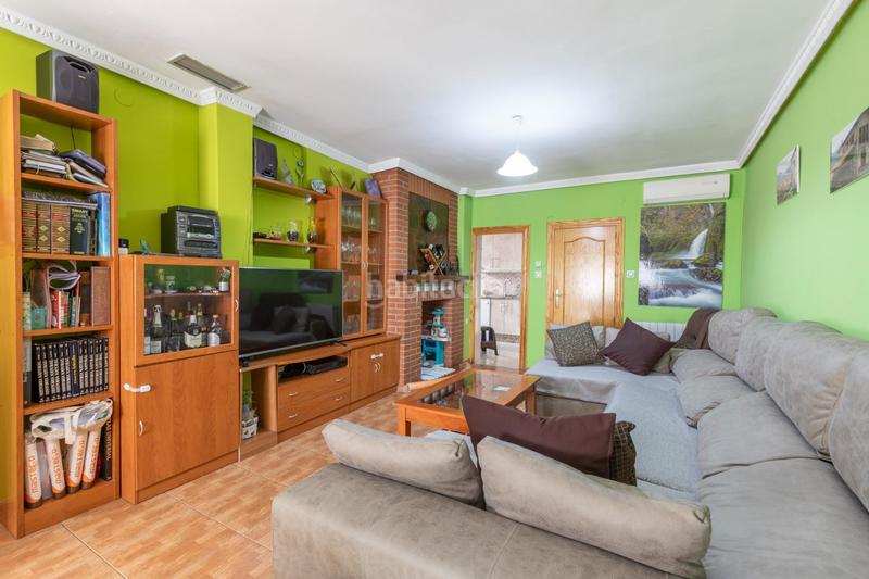 Foto b0f2c9a7-1a15-4516-9599-227f34162c56. Casa bifamiliare in calle de goya 6 in Poniente Armilla