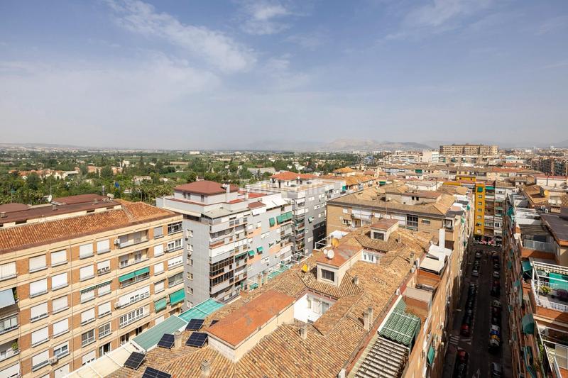 Foto 2bf594c4-be1a-4af6-a352-4299ef13ad05. Etagenwohnung mit heizung in Camino de Ronda Granada