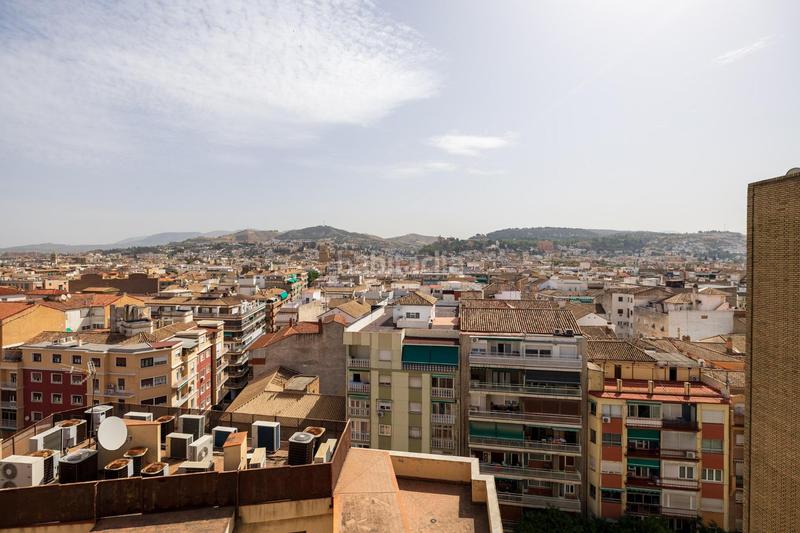 Foto 55a943c9-87dc-400a-bafc-c48a70652f4f. Etagenwohnung mit heizung in Camino de Ronda Granada