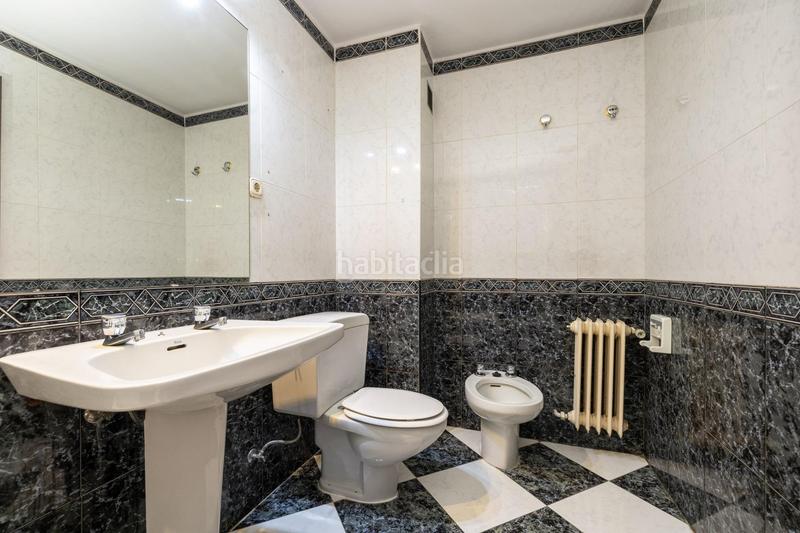 Foto e7333eb8-33a4-49f0-8677-d3ece7fee5c0. Etagenwohnung mit heizung in Camino de Ronda Granada