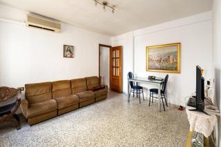 Pis a Calle santa adela 48. Se vende piso en el zaidin
