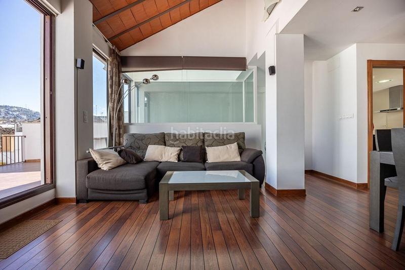 Foto d8fabd4a-15bc-4f81-b32c-9259290fbf74. Flat in calle san pedro mártir 8 in San Matías - Realejo Granada