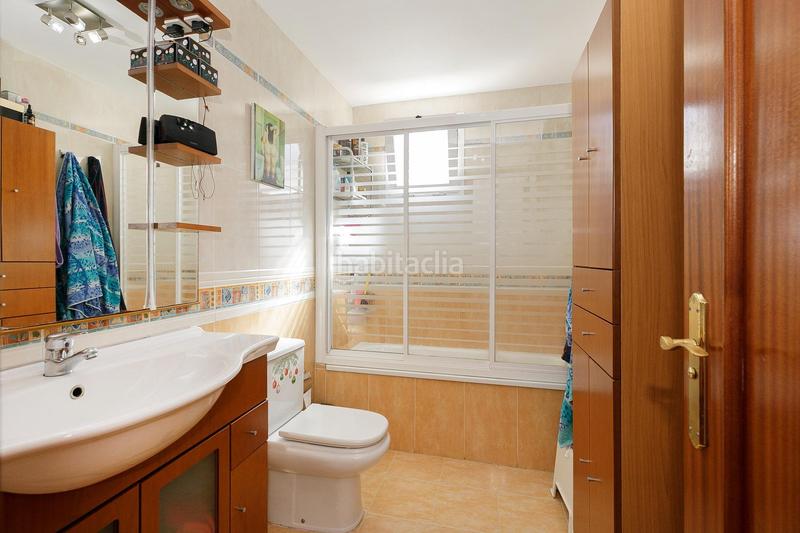 Foto 08f8f2b9-cb60-49aa-9625-82e71a4bd954. Ático vive en las alturas del centro ! en San Miguel Armilla