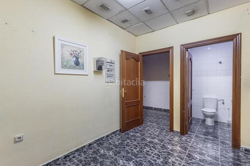 Foto f1c61fc9-a73e-48bd-b1c1-fa566c1c0a5a. Local comercial  en Pajaritos. en Pajaritos Granada