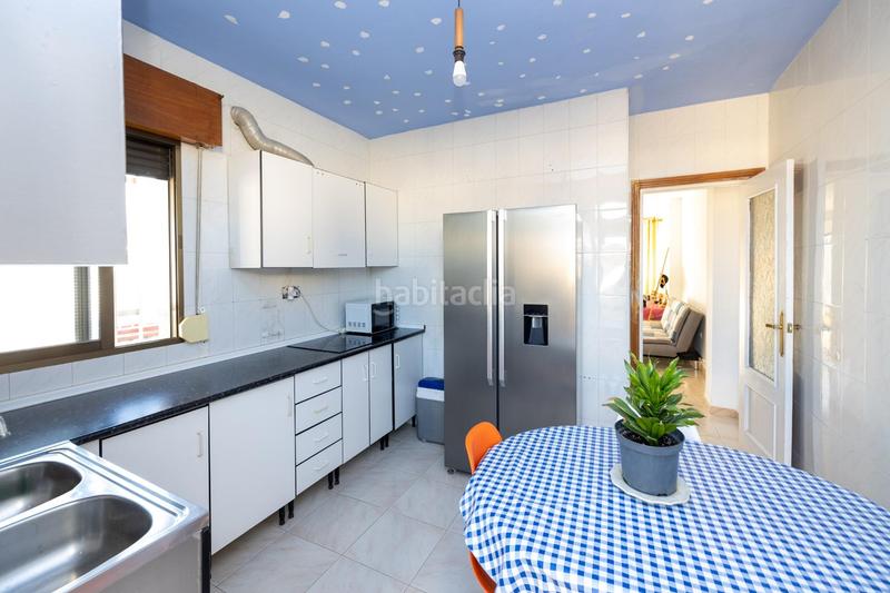 Foto a9bb5e4c-a171-4548-9a37-46b178657aff. Dachwohnung in San Antón Armilla