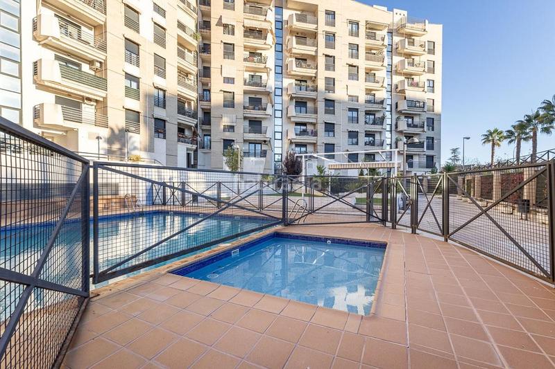 Foto cc03ff8b-8482-4874-abb6-88a8561cfaea. Appartamento in calle del periodista rafael gago palomo 3 in Granada