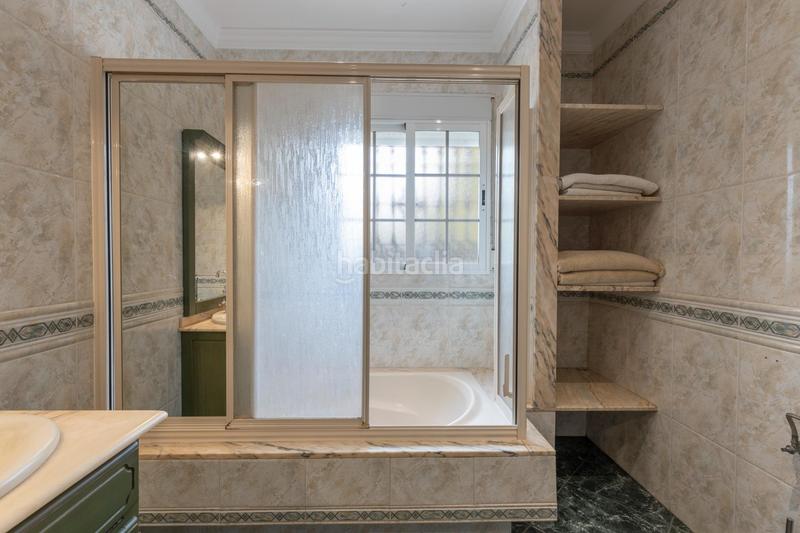 Foto c0e113c2-bb97-4b2a-b05d-58b8488b70d5. Chalet in calle isaac newton 5 in Láchar