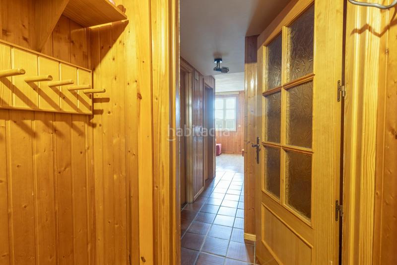 Foto 1ab3b8a3-9eab-47c8-b24d-2d1972f21fe6. Zweistöckige wohnung in urbanizacion de sol y nieve 74 in Sierra Nevada