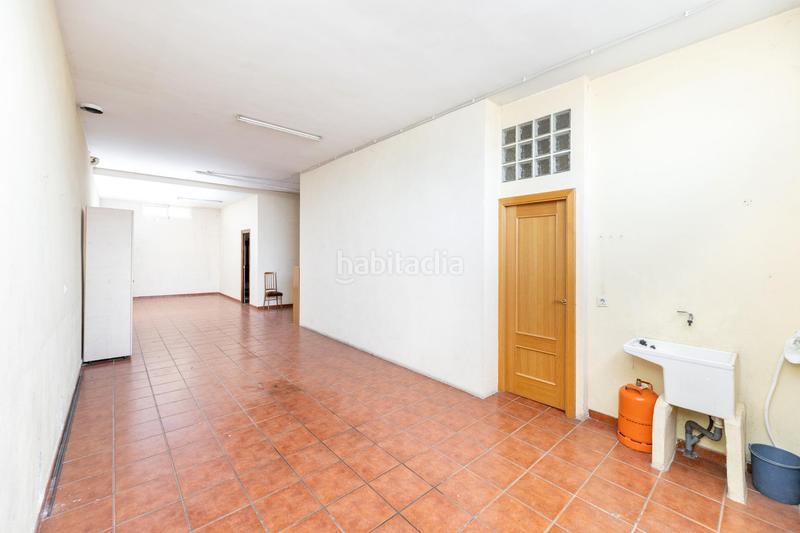 Foto 69066409-fb56-4a8b-96e0-5c2011f35c57. Casa aparellada amb aparcament a Alfacar