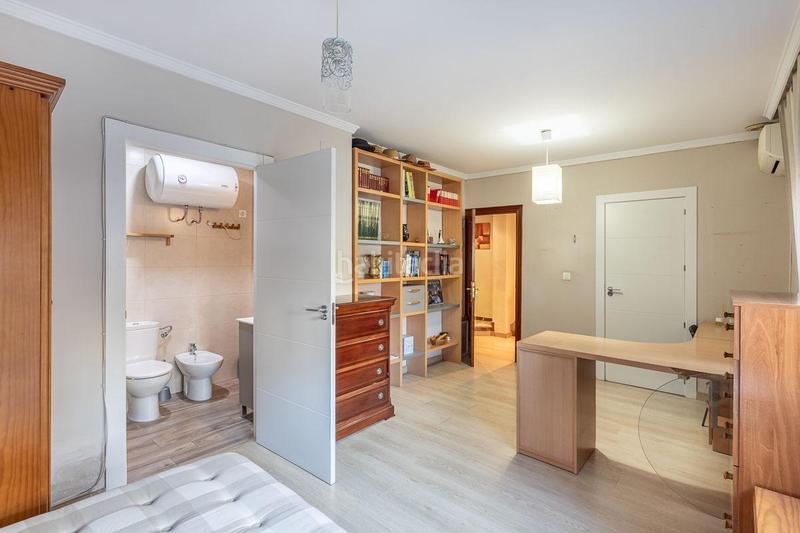 Foto edd06102-b992-4f25-82d7-eff4b9bffb50. Casa adossada amb calefacció a San Francisco Javier Granada