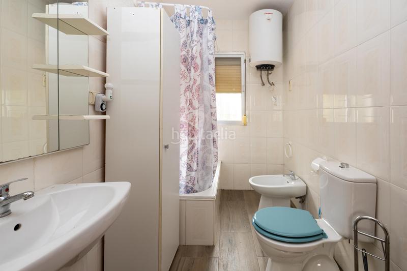 Foto 013d5c59-37b9-4226-b797-c7e08af33977. Masia amb aparcament a Dílar