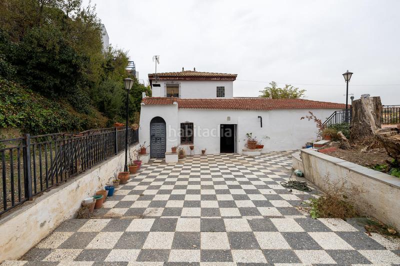 Foto 12b7fd04-3c11-433a-9345-fa16c014b30a. Masia amb aparcament a Dílar