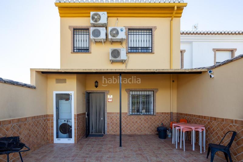 Foto 942fa5ab-2d48-4a07-a992-f38d2683189b. Casa adosada adosado con piscina, en la mejor zona en Pulianas