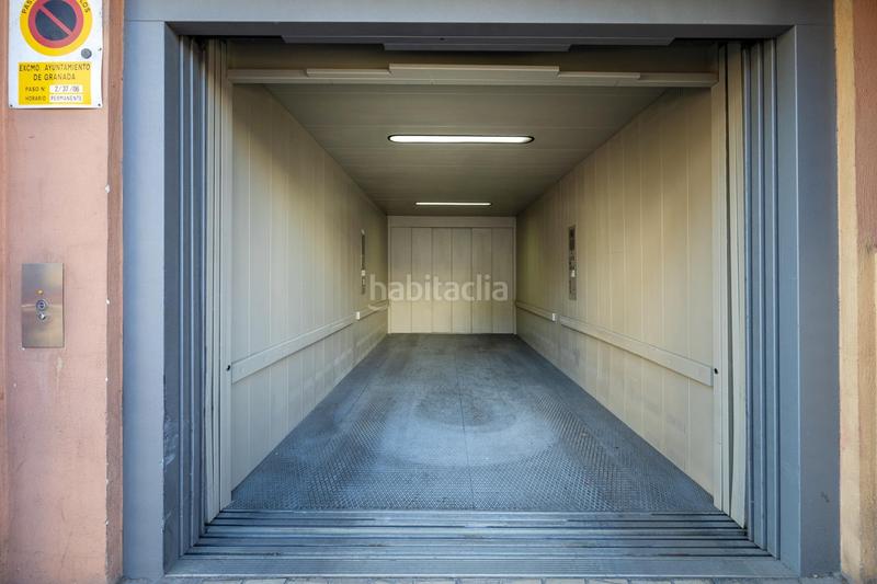 Foto f7c4f8d5-97bb-46c7-aa1c-cdc1da6194ee. Posto auto in San Matías - Realejo Granada