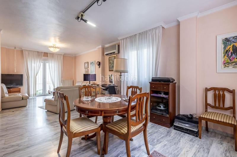 Foto f24776f0-249a-4a69-91a8-a898ac37b40f. Maison avec parking piscine dans Jun