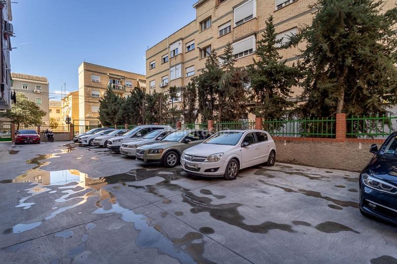 Foto aabc460c-1d8e-44ba-9295-31cbdf417f93. Etagenwohnung in Barrio de Zaidín Granada