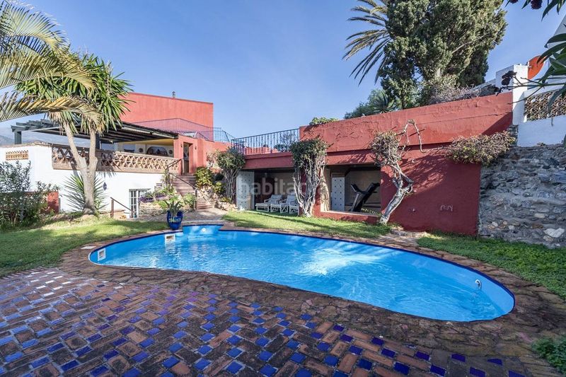 Foto d36b3997-0b73-4f1c-be64-1fdca4e2db44. Casa amb calefacció aparcament piscina a La Herradura Almuñécar