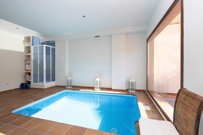 Foto 3b1b94ee-ae2e-4628-9c50-bd76700f65ac. Casa adosada espectacular casa adosada con piscina independiente en Granada