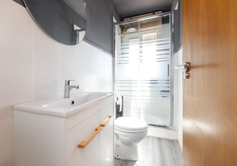 Foto d0bd3d97-98f8-4519-805e-e6c79dfbf123. Casa amb aparcament a Nívar