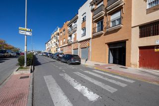 Parking voiture  Calle de césar augusto. Plaza de garaje amplia  trastero en peligros