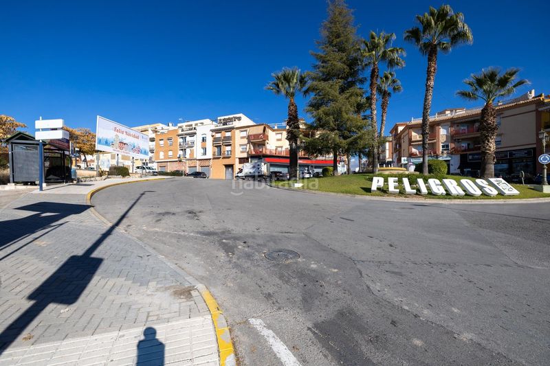 Foto b029f384-2869-4c4d-ba49-49600b8fd725. Aparcament cotxe a Peligros