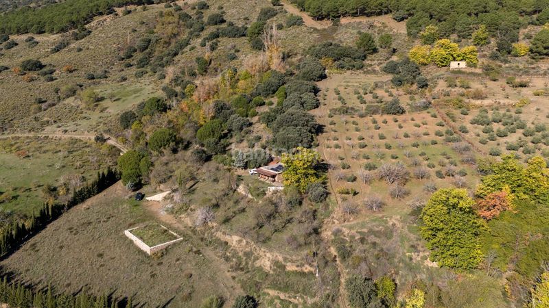 Foto 1c637b52-4c48-4d83-a836-d74b74d5892d. Masia amb aparcament a Taha (La)