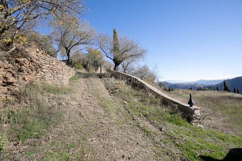 Foto cd9c383d-6a72-4200-9f61-99710deb76ca. Masia amb aparcament a Taha (La)