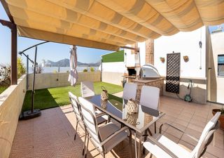Zweistöckige Wohnung in Albolote. Piso ático duplex el chaparral albolote