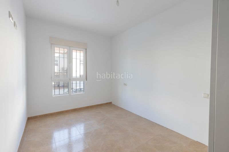 Foto 017a25bb-71ac-4bb1-a80c-1e9ee968a9a0. Pis a Ayuntamiento Alhendín