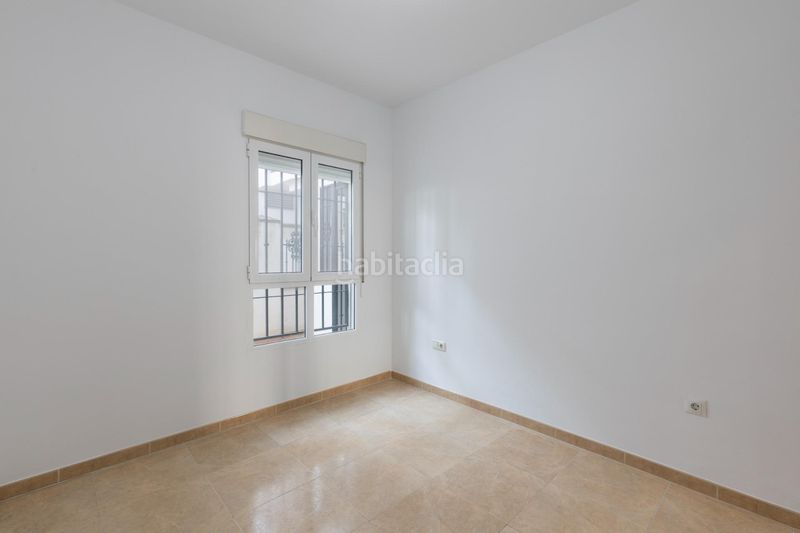 Foto 62c055de-dbda-43c2-8b4e-15fcff35e338. Pis a Ayuntamiento Alhendín