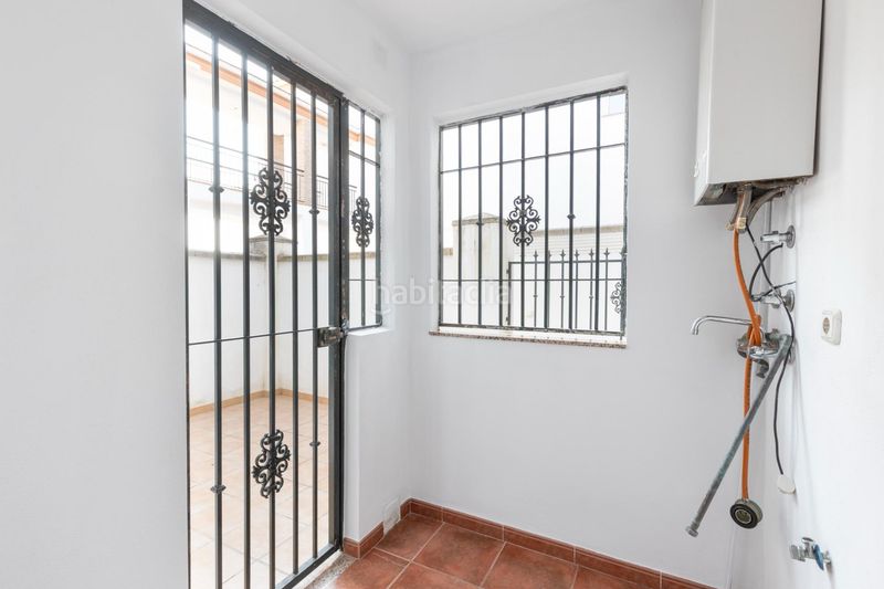 Foto 9100ac9c-5c5c-417f-bb9e-29e0130b16e2. Pis a Ayuntamiento Alhendín