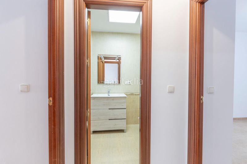 Foto a1cff9c0-f474-4d65-8f8b-2e32a2b47df9. Pis a Ayuntamiento Alhendín