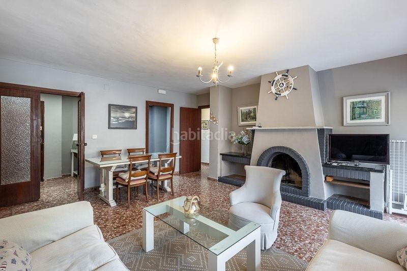 Foto 63ecde08-e748-4c12-b30f-efb557a8cf81. Piso gran piso en Almuñecar centro Almuñécar