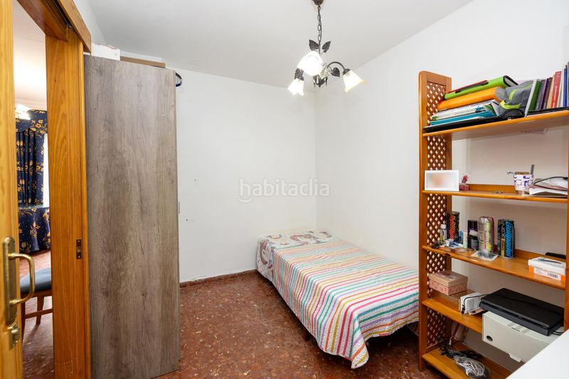 Foto cad99161-3f75-428e-a525-52cd9293c3ce. Edifici a Motril ciudad Motril