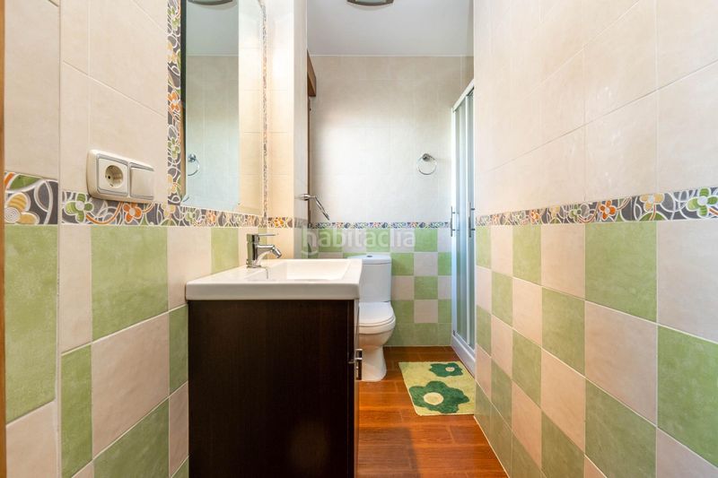 Foto 886426b5-7806-47fe-a2e8-f141aa7df1f3. Casa amb aparcament a Peligros