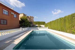 Chalet  Calle de la azucena. Y si el éxito fuera algo tan sencillo como la paz de ver atardec