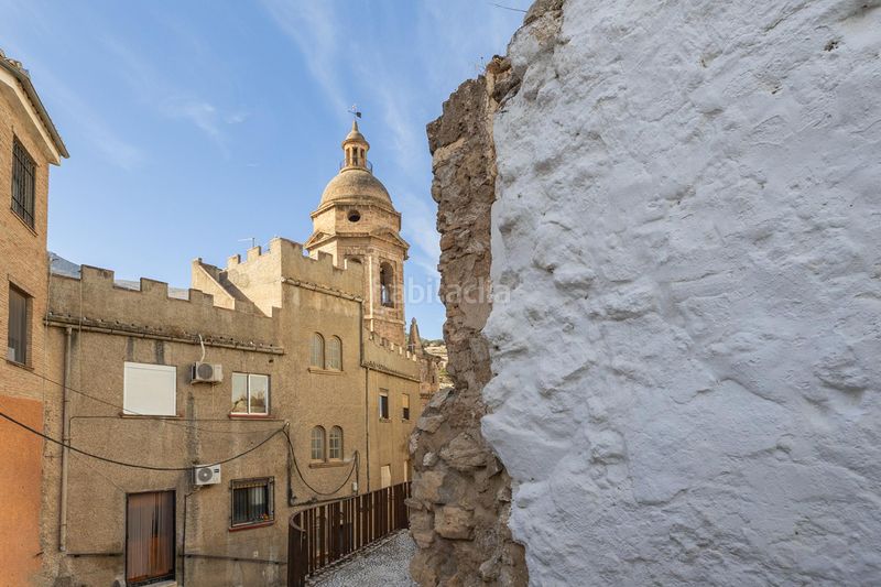 Foto f5a65739-d6c1-4626-8578-3cadb94c6c17. Casa adossada a Loja