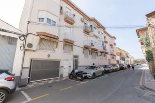 Piso en Calle calle málaga 32. Piso en ubicación inmejorable en armilla