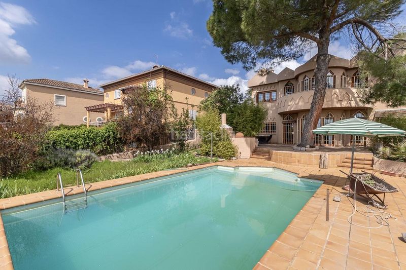 Foto c6b214ba-be54-4eb9-b3ff-8cf6f484bbec. Casa amb aparcament piscina a Peligros
