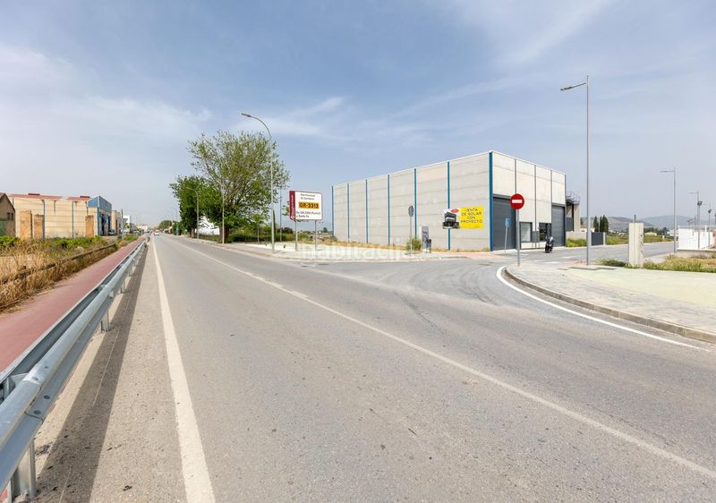 Foto cc2c885f-dea7-4345-88c6-6971924c966a. Solar industrial a Purchil Vegas del Genil