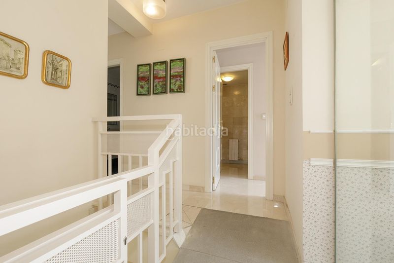 Foto ece9ee51-afa8-4972-9783-e0133c1e2720. Casa adossada amb calefacció aparcament a San Miguel Armilla